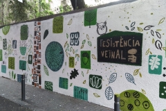 Avui hem fet un mural participatiu al mur de Manrique de Lara.