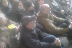 Ens diuen que per apuntalar les cases, cal precintar el jardí, i que els veïns fem nosa. A nosaltres ens sembla que no...